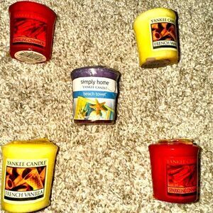 YANKEE CANDLES SET OF 5